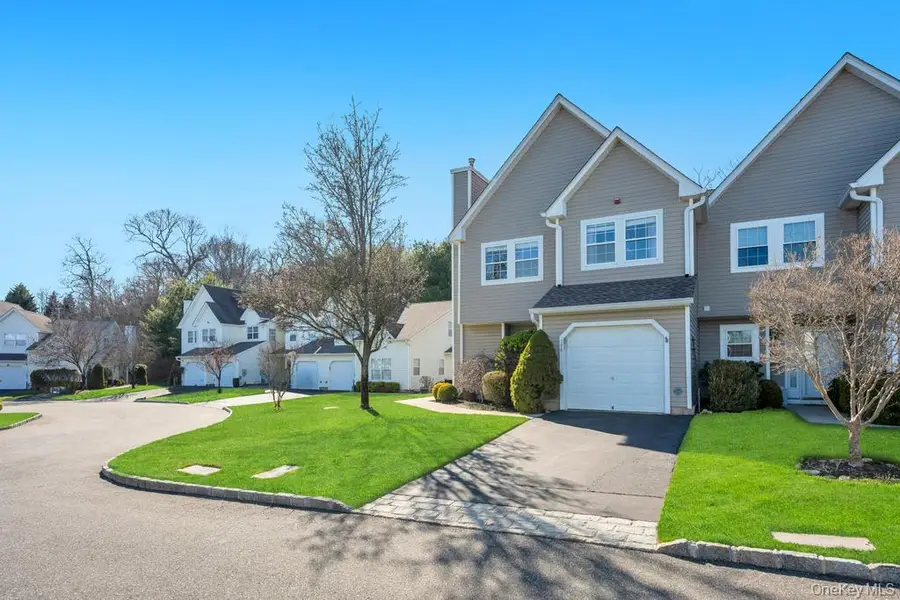 198 Erik Drive, East Setauket, NY 11733 - #3