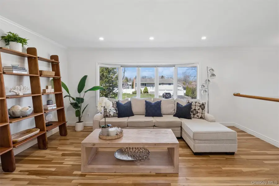 19 Fisher Road, Commack, NY 11725 - #3