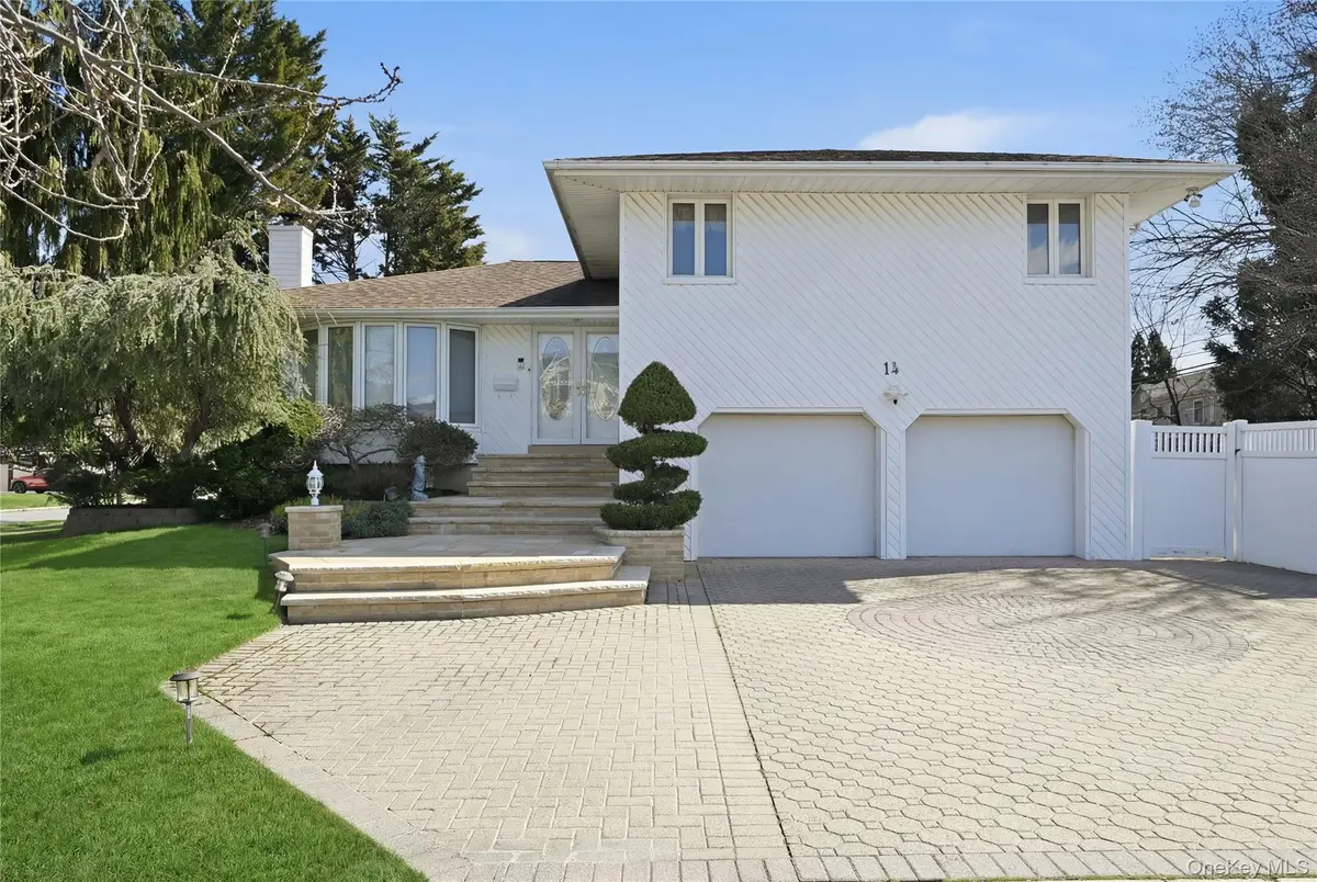 14 Millpond Street, Jericho, NY 11753 - #1