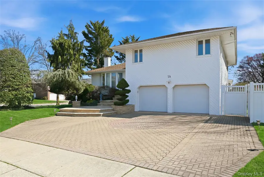 14 Millpond Street, Jericho, NY 11753 - #2