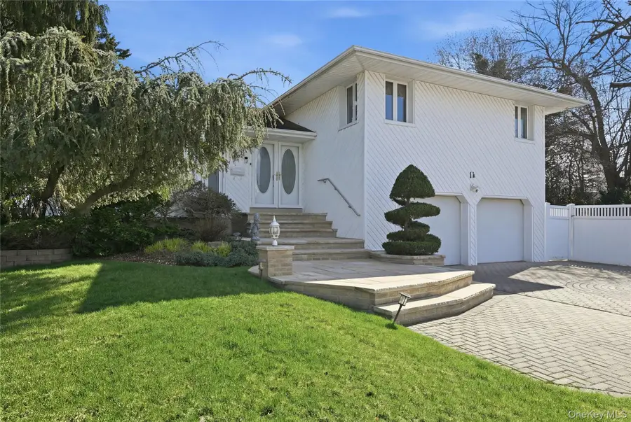 14 Millpond Street, Jericho, NY 11753 - #3