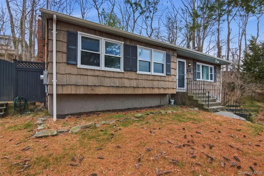 14 Narcissus Road, Rocky Point, NY 11778 - #2