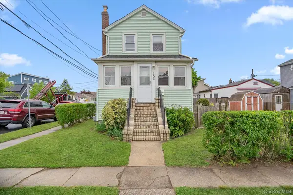 152 Lawson Avenue, East Rockaway, NY 11518