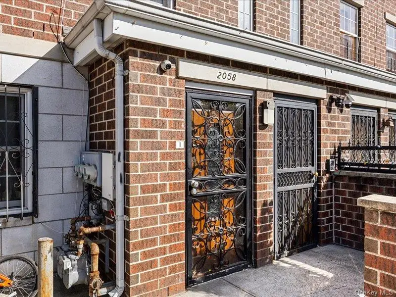 2058 Washington Avenue, Bronx, NY 10457 - #3