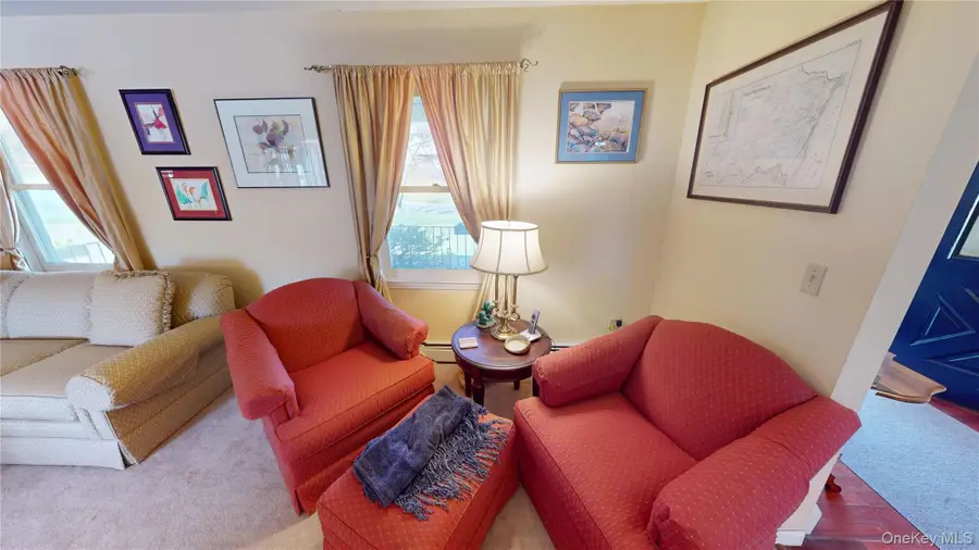 17 Shaker Court, New Windsor, NY 12553 - #2