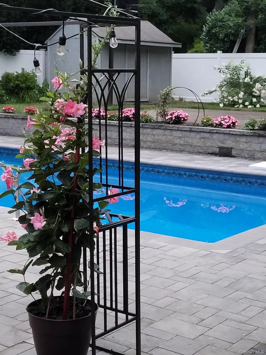 3 Shawmont Lane, Stony Brook, NY 11790 - #2