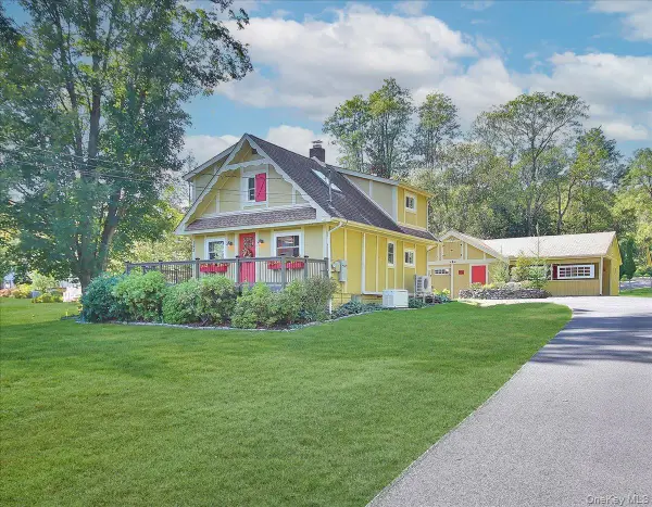 143 Old Post Road, Marlboro, NY 12542