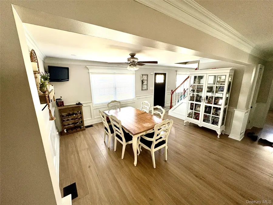 8 Carlton Drive, Massapequa, NY 11758 - #3