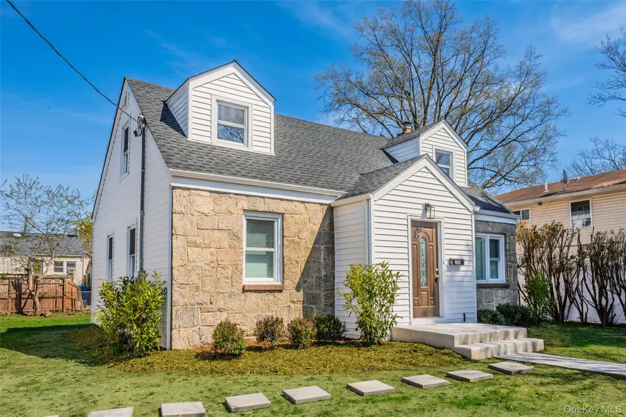 266 Covert Street, Westbury, NY 11590 - #2