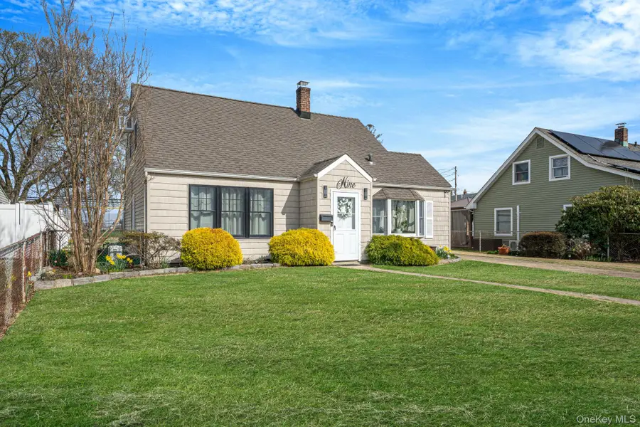 9 Copper Lane, Levittown, NY 11756 - #3