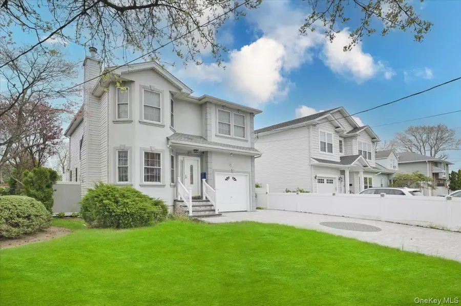 26 Maeder Avenue, Merrick, NY 11566 - #2