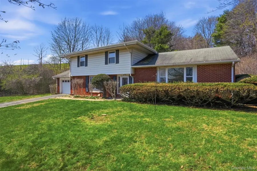 26 Lauretta Drive, Highland, NY 12528 - #3