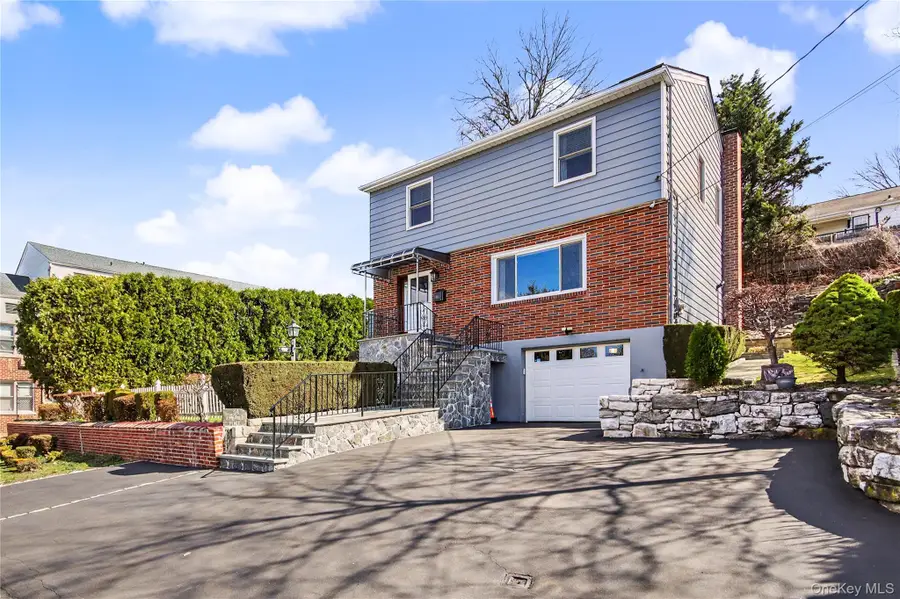 14 Emerald Place, Yonkers, NY 10703 - #2