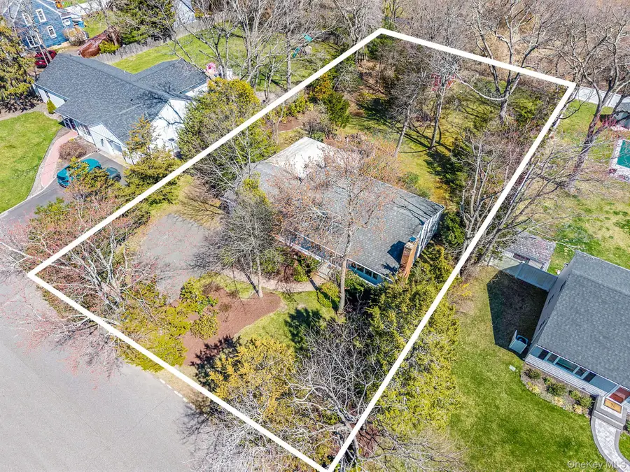 223 Connetquot Road, Bayport, NY 11705 - #3