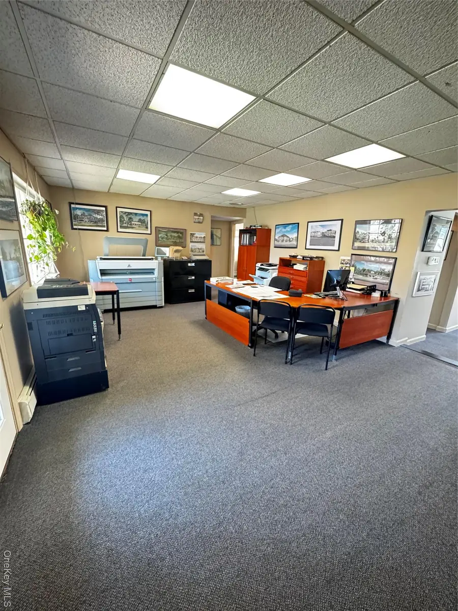 363 N Wellwood Avenue, Lindenhurst, NY 11757 - #2