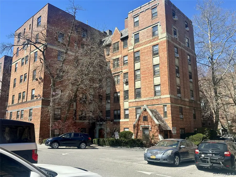 808 Bronx River Road #4E, Bronxville, NY 10708 - #3