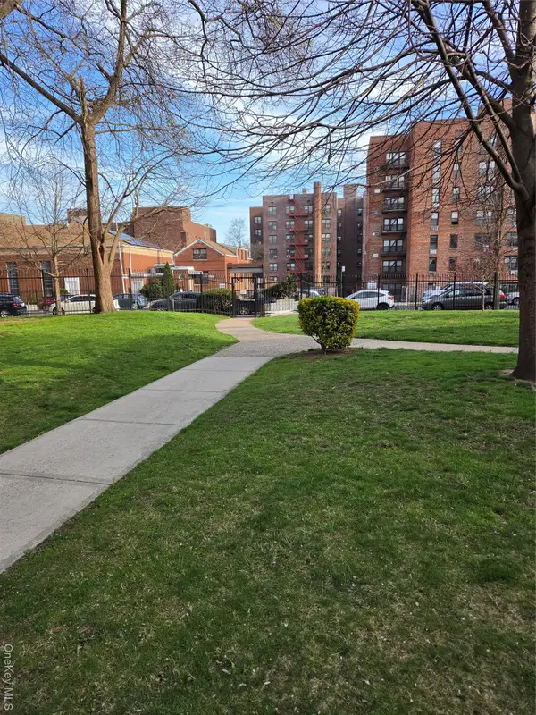 147-37 38th Avenue #C47, Flushing, NY 11354