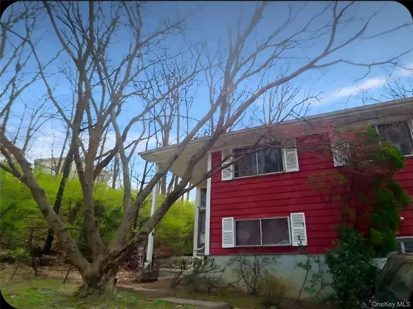 10 Teramar Way, White Plains, NY 10607