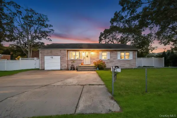 3 Francisco Avenue, Central Islip, NY 11722