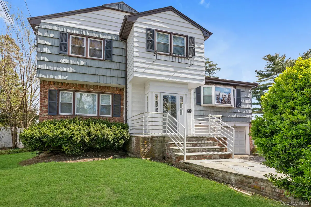 2038 Ripley Lane, Merrick, NY 11566 - #1