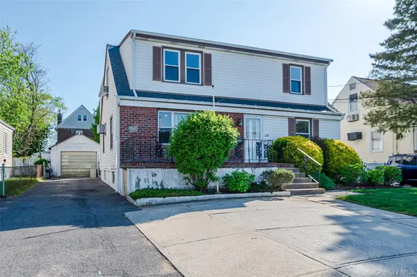 126 Scranton Avenue, Lynbrook, NY 11563