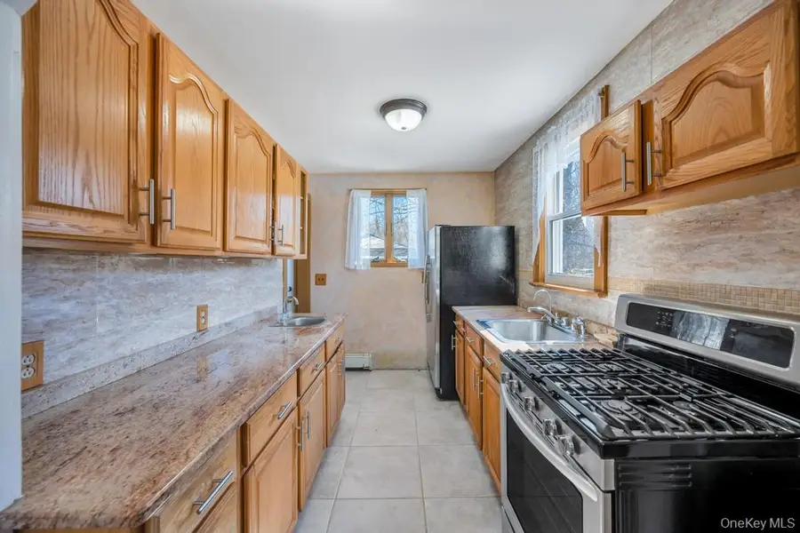 87 Tyler Avenue, Sound Beach, NY 11789 - #2