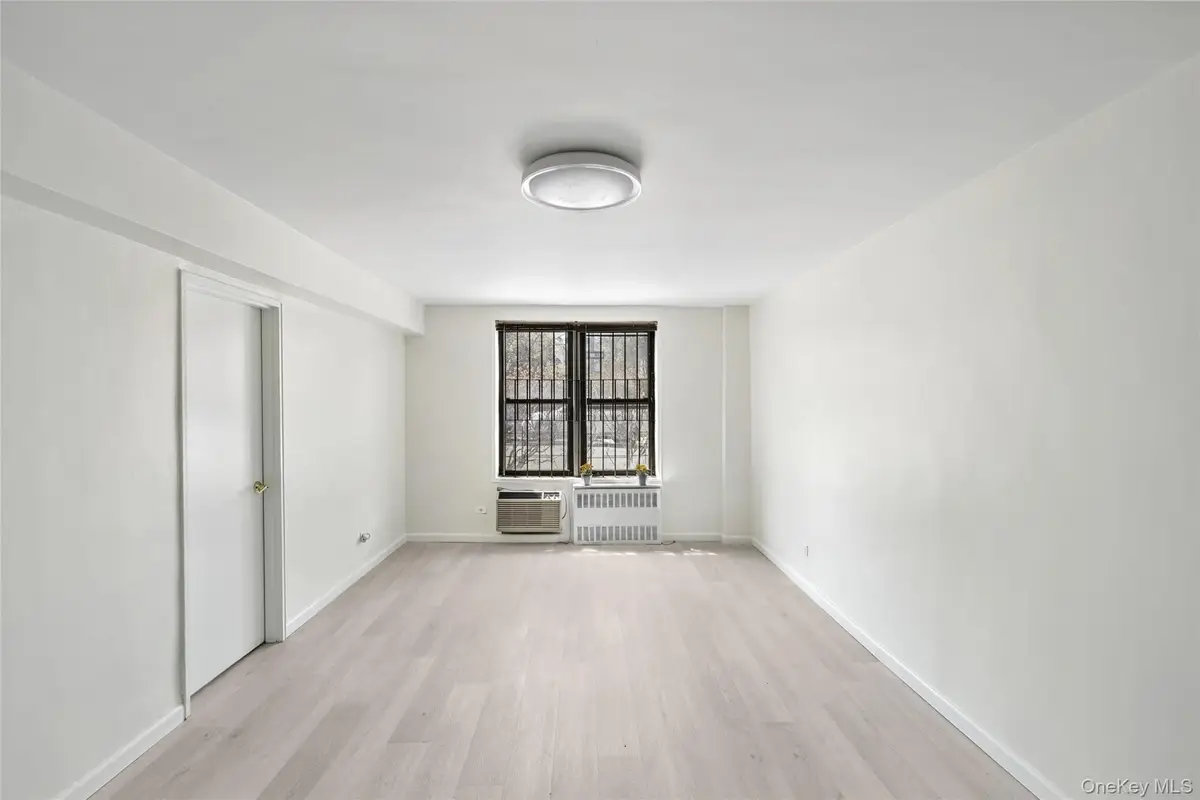 86-04 Grand Ave #2D, Elmhurst, NY 11373 - #1