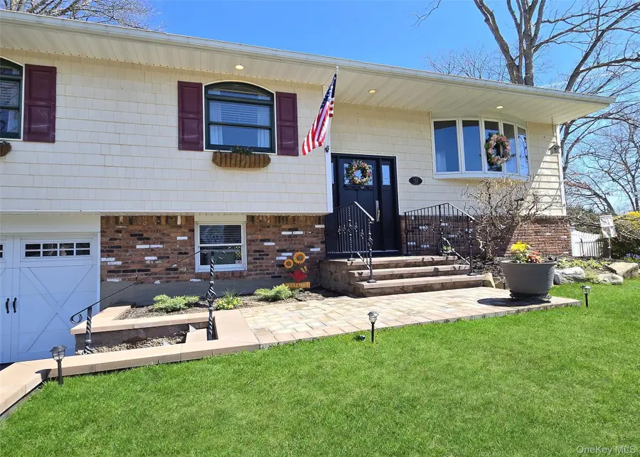 153 Jackson Avenue S, Saint James, NY 11780 - #2