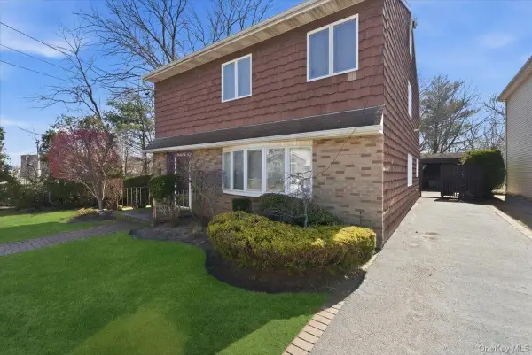 151 Wanser, Inwood, NY 11096