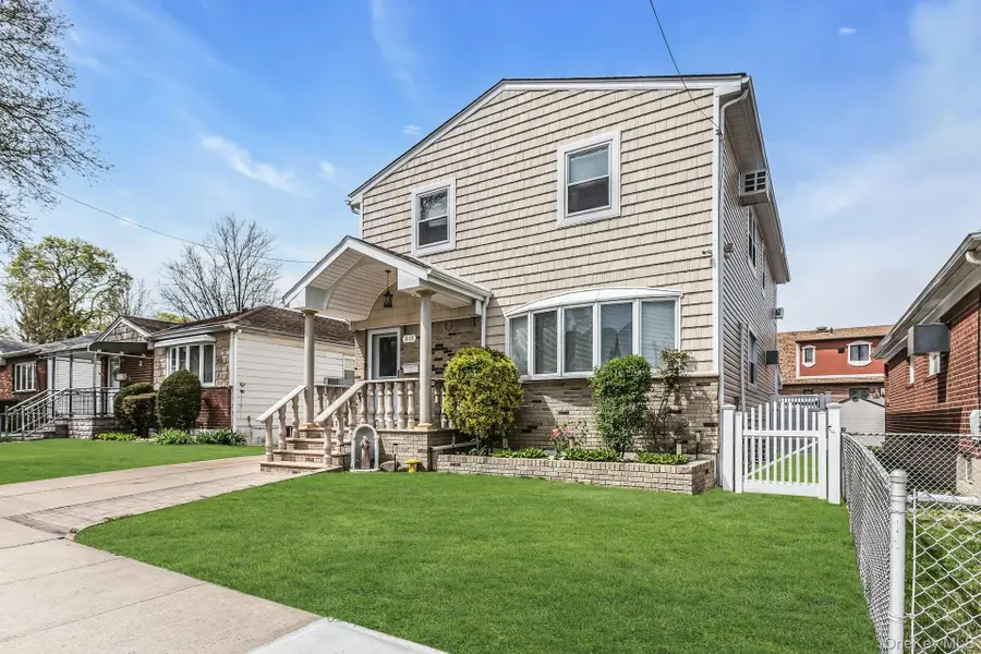 1808 Murray Street, Whitestone, NY 11357 - #3