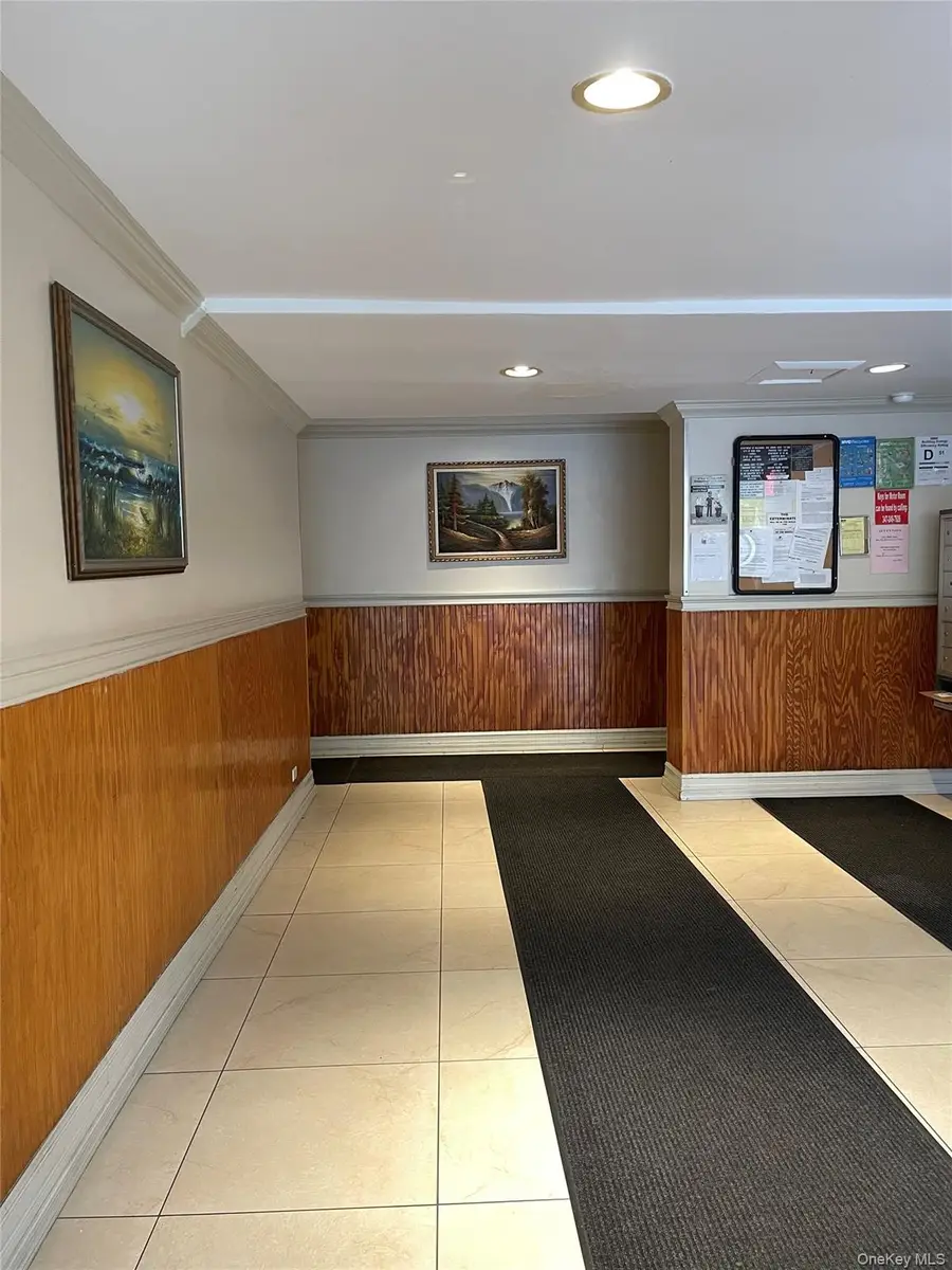 8720 175th Street #6J, Jamaica, NY 11432 - #2