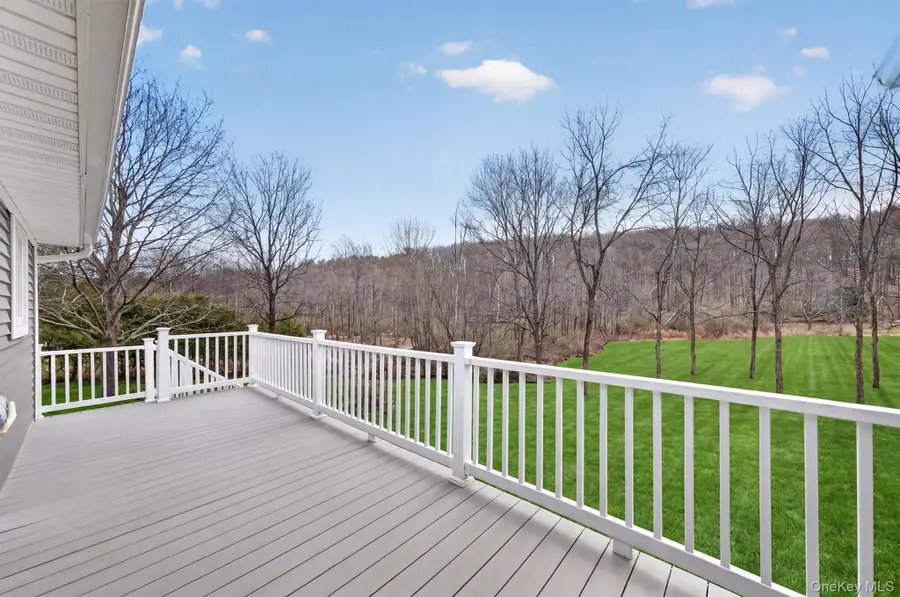 194 Vineyard Avenue, Highland, NY 12528 - #2