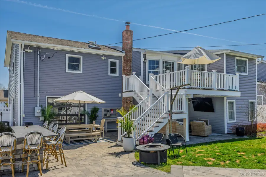 22 Marquette Drive, Smithtown, NY 11787 - #2