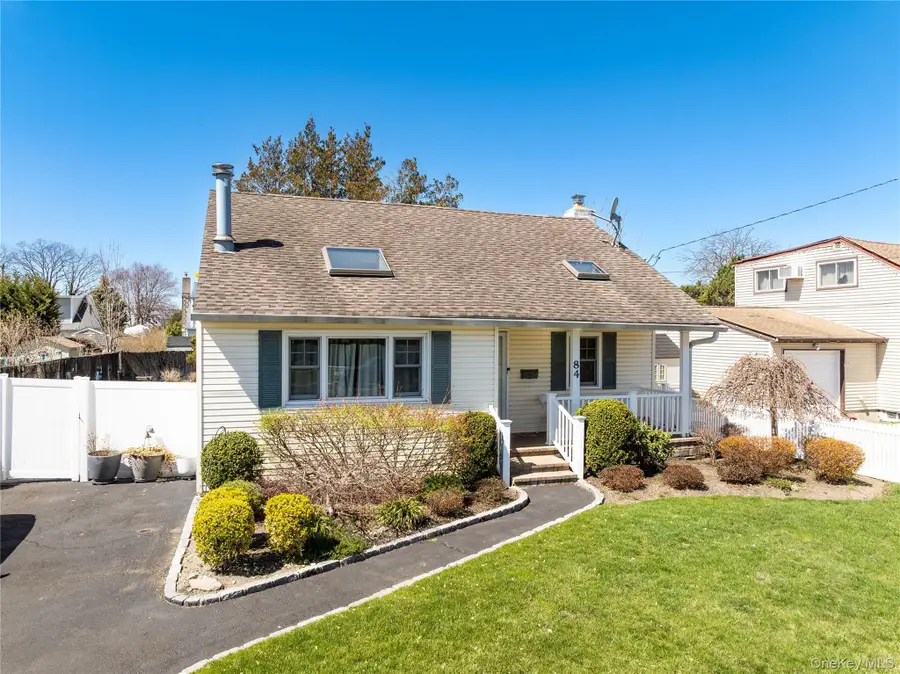 84 Rhoda Avenue, North Babylon, NY 11703 - #2