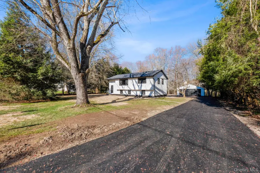 15 Whiteford Drive, Pleasant Valley, NY 12569 - #3