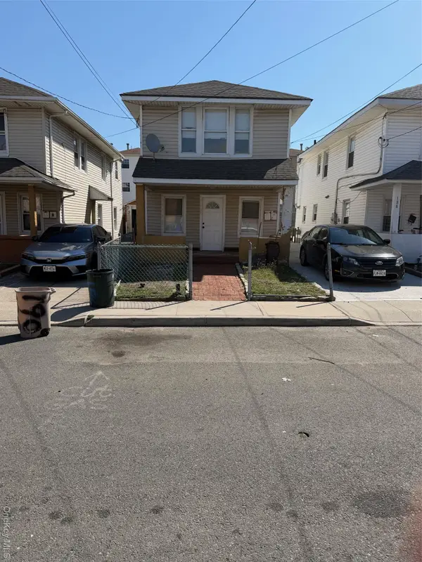 190 Beach 27th Street, Far Rockaway, NY 11691