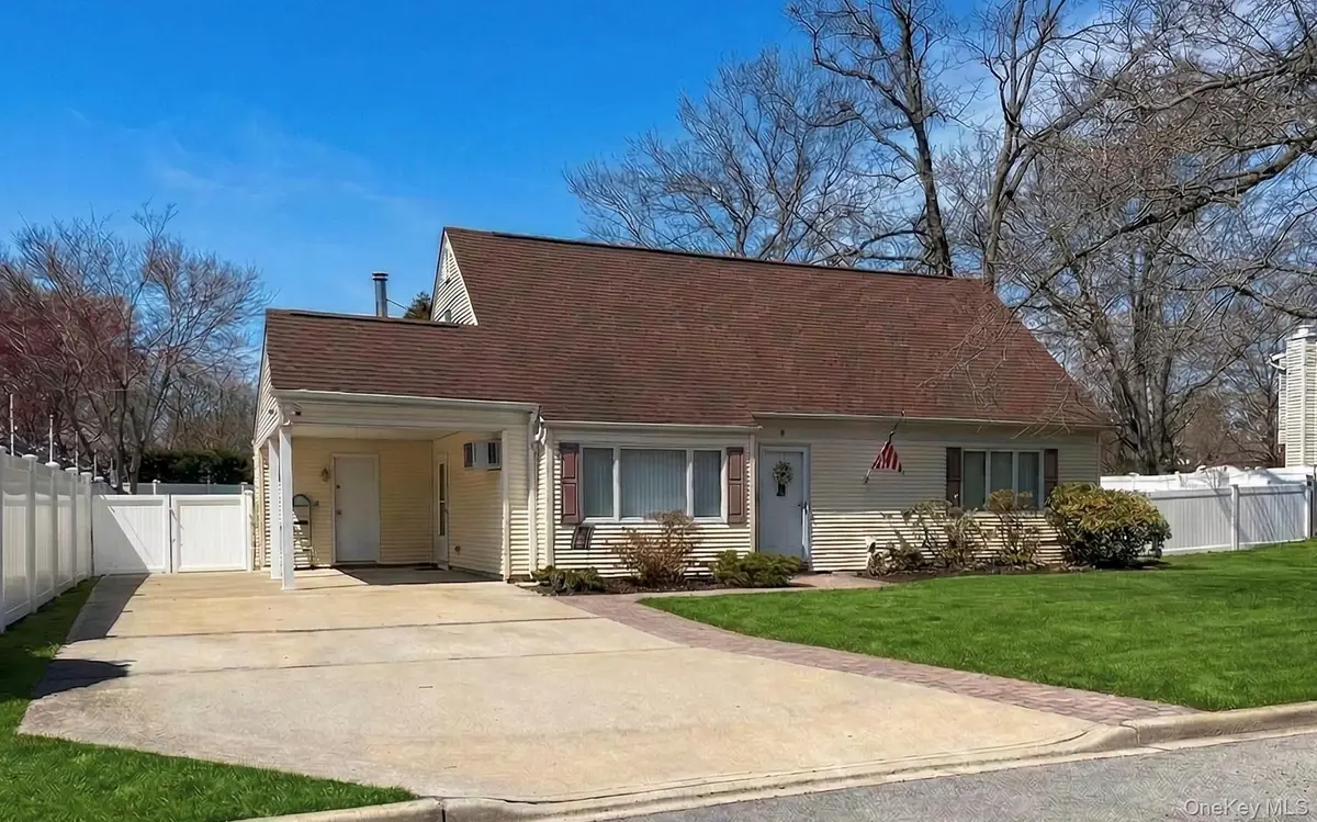 4 Erlwein Court, Massapequa, NY 11758 - #1