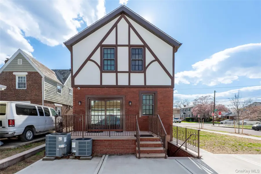 112-03 178th Street, Addisleigh Park, NY 11433 - #3