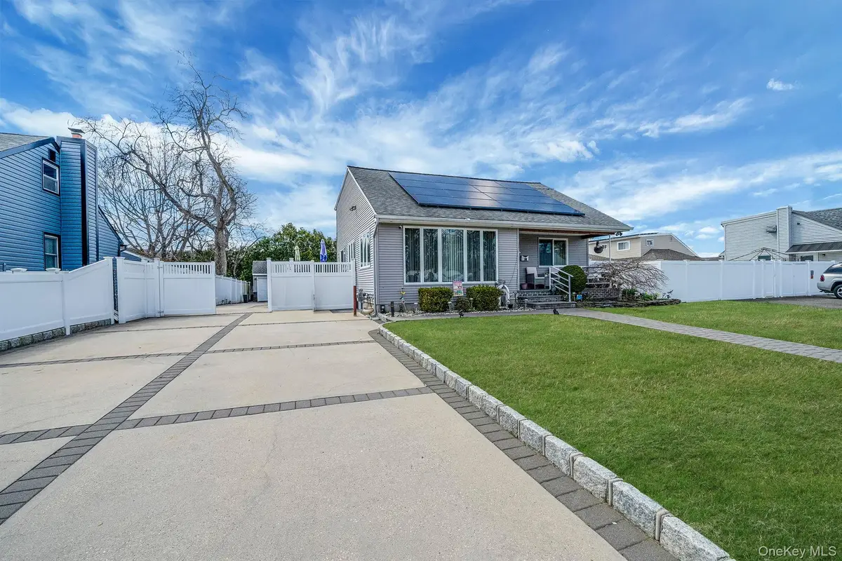 100 Anderson Avenue, North Babylon, NY 11703 - #1