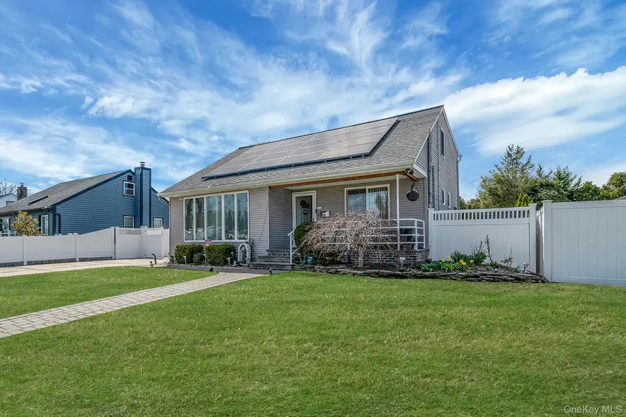 100 Anderson Avenue, North Babylon, NY 11703 - #2