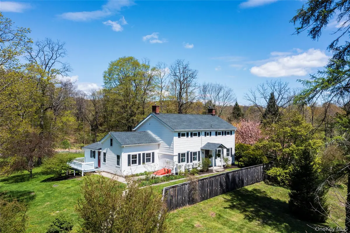 553 Salt Point Turnpike, Poughkeepsie, NY 12601 - #1