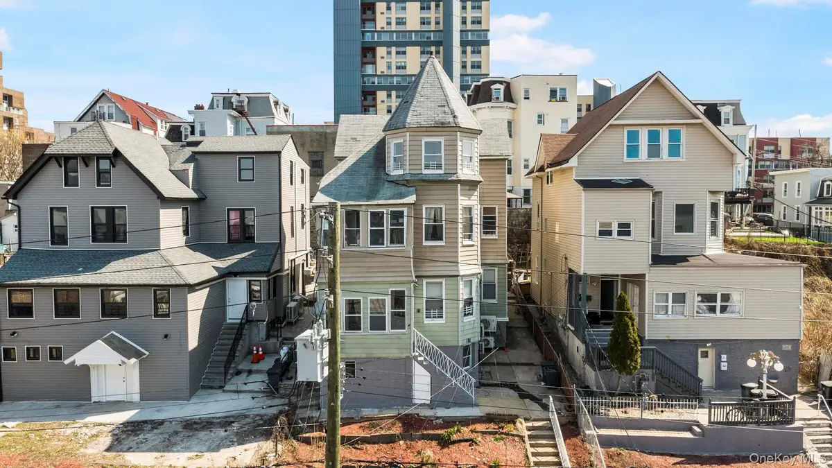 138 Buena Vista Avenue, Yonkers, NY 10701 - #1