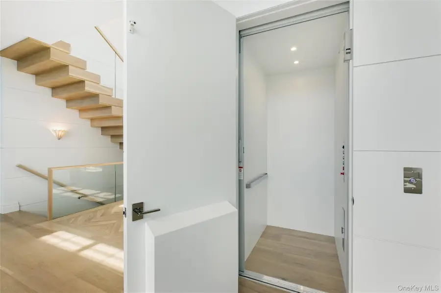 15 Old Point Road, Quogue, NY 11959 - #3