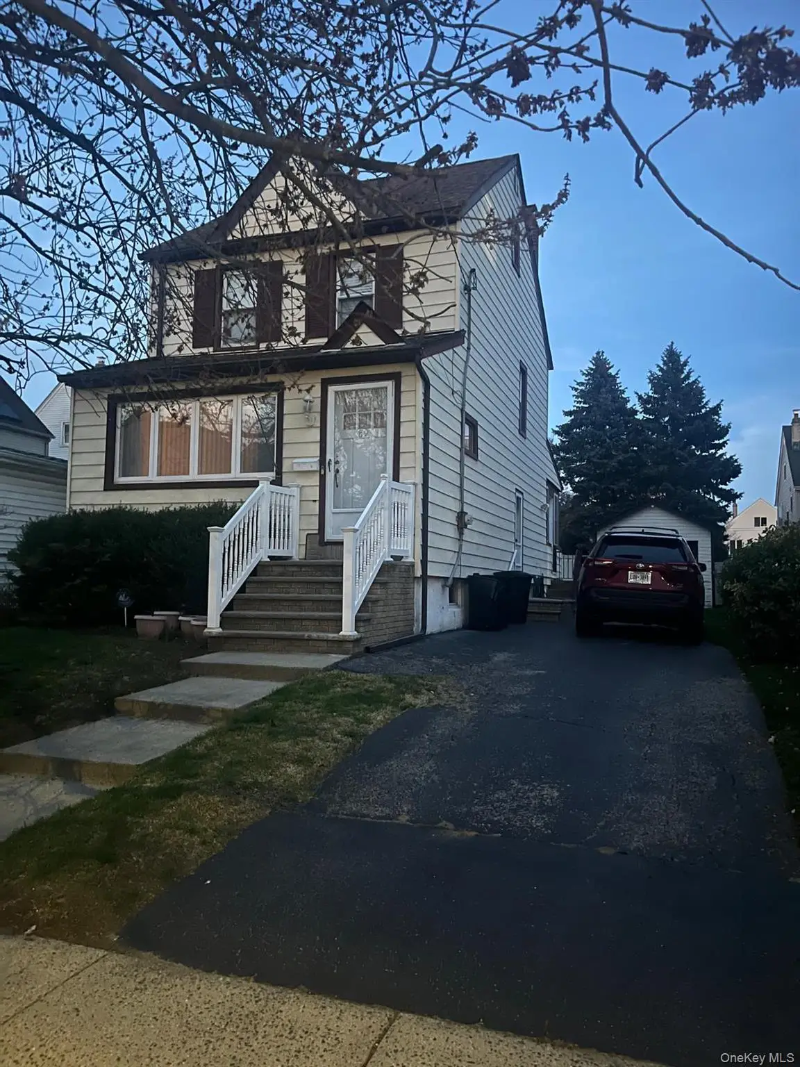 89 Carstairs Road, Valley Stream, NY 11581 - #1