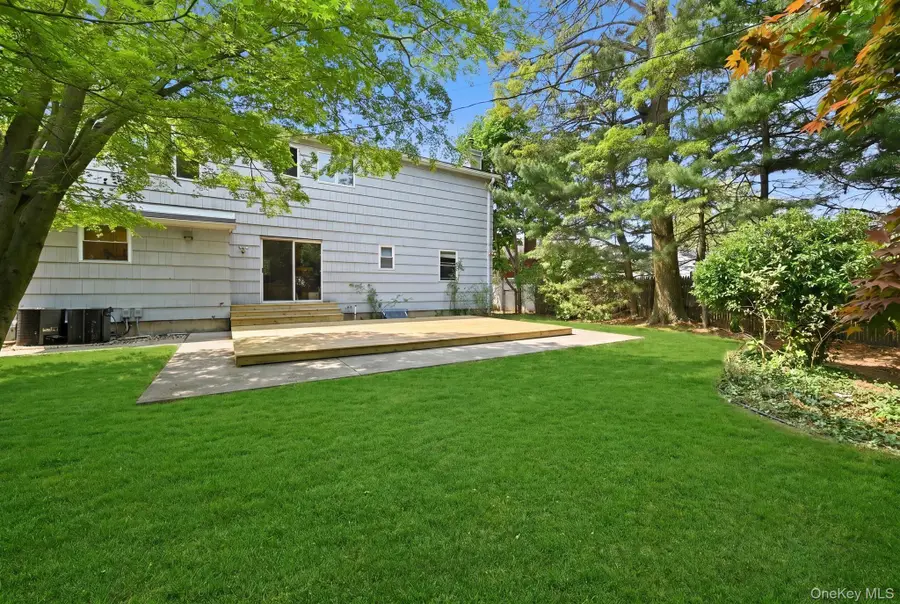 140 North Street, Locust Valley, NY 11560 - #2