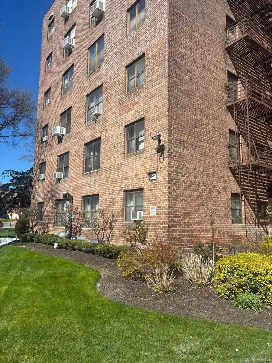 87-19 204th Street #A68, Hollis, NY 11423 - #3