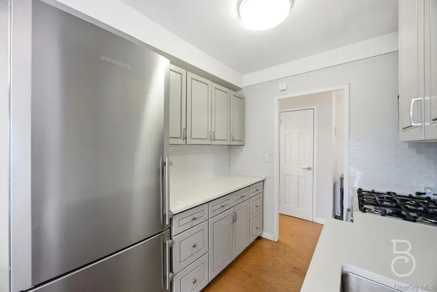 33-43 14th Street #10A, Astoria, NY 11106 - #3