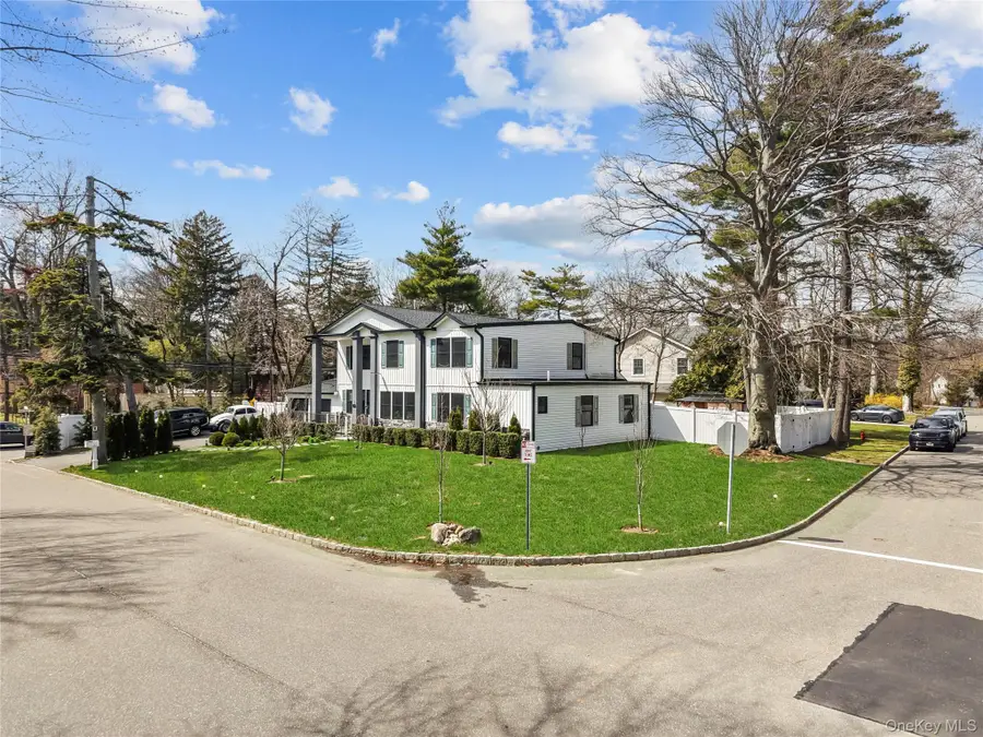 2 Pine Drive S, Roslyn, NY 11576 - #2