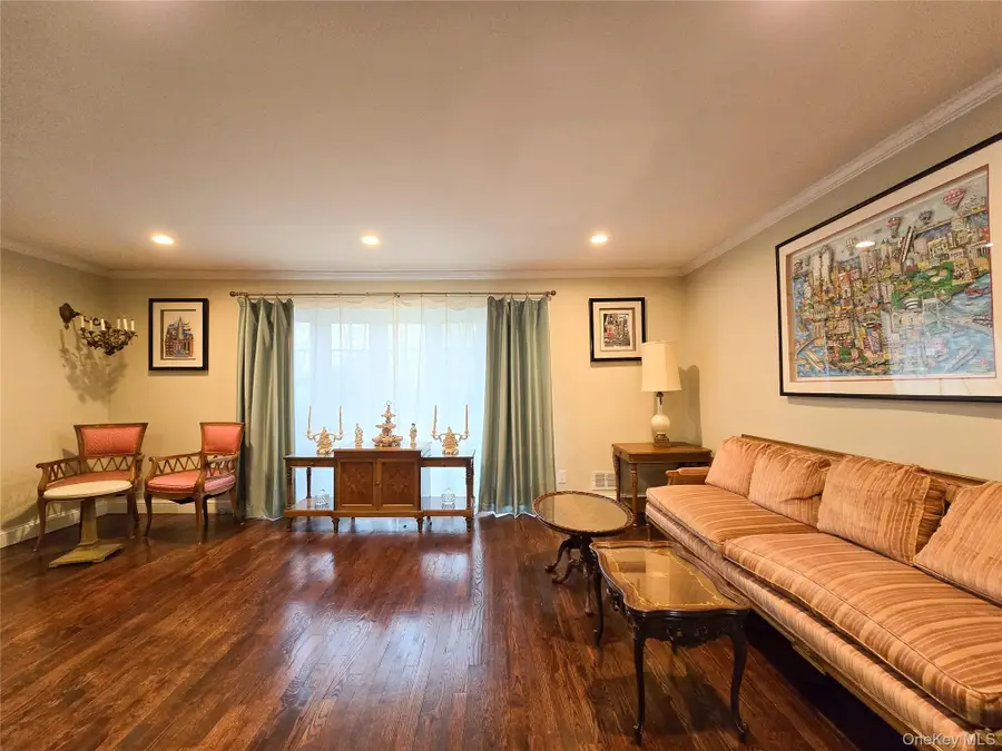 241-11 52nd Avenue, Douglaston, NY 11362 - #2