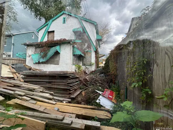 12117 196th Street, Springfield Gardens, NY 11413